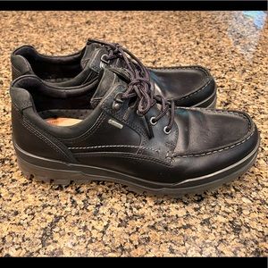 Ecco Track 25 Gore-Tex Men’s Low EU46/USA12. Worn indoors twice.